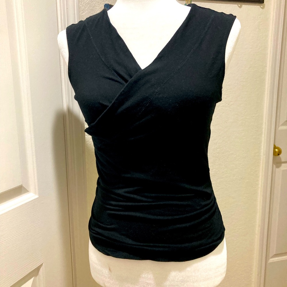Lili rose sleeveless top